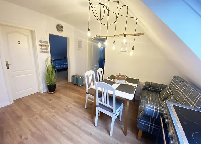 Ferien Im Wangerland Ferienwohnung Leuchtturm Minsen Schillig Hund Pool Sauna