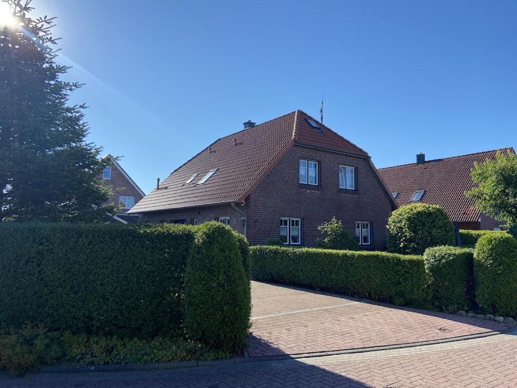 Ferien Im Wangerland Leuchtturm Minsen Schillig Hund Pool Sauna Appartement
